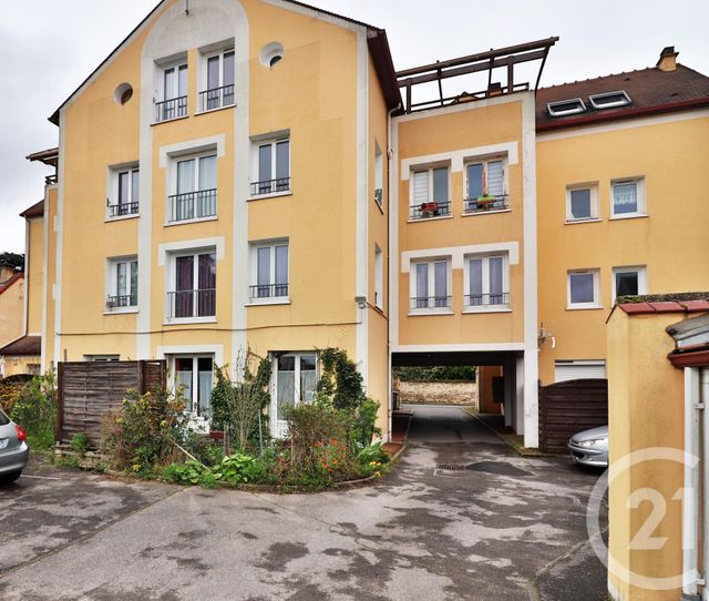 Appartement F2 à vendre ETRECHY