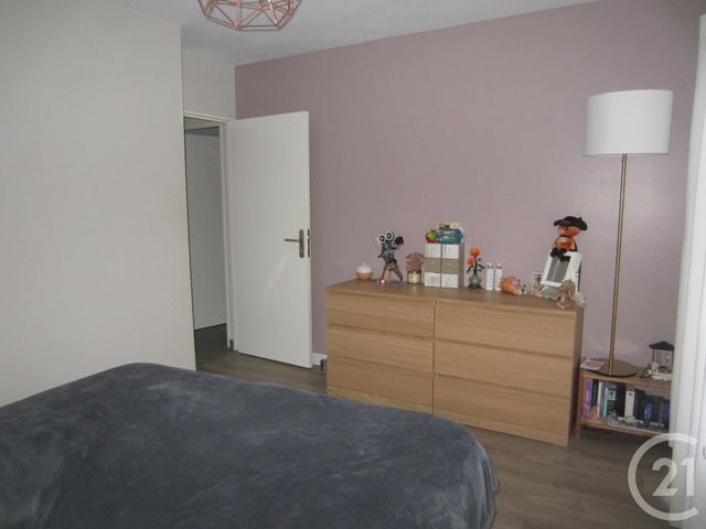 Appartement F3 à louer - 3 pièces - 52.35 m2 - ETRECHY - 91 - ILE-DE-FRANCE - Century 21 Actua Conseils