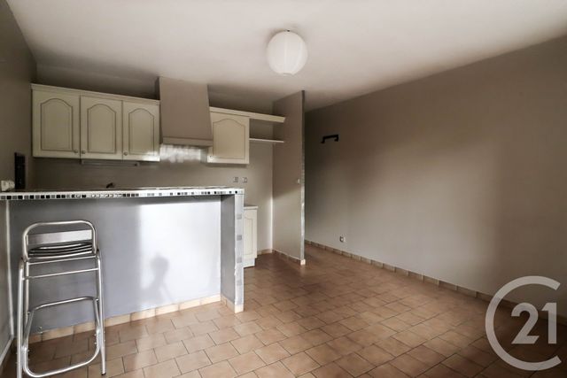Appartement F2 à vendre - 2 pièces - 35.0 m2 - ETRECHY - 91 - ILE-DE-FRANCE - Century 21 Actua Conseils
