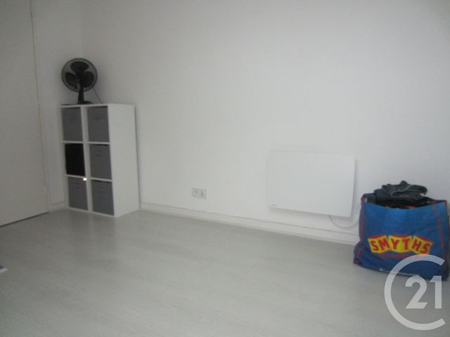 Appartement F2 à louer - 2 pièces - 37.98 m2 - ETRECHY - 91 - ILE-DE-FRANCE - Century 21 Actua Conseils