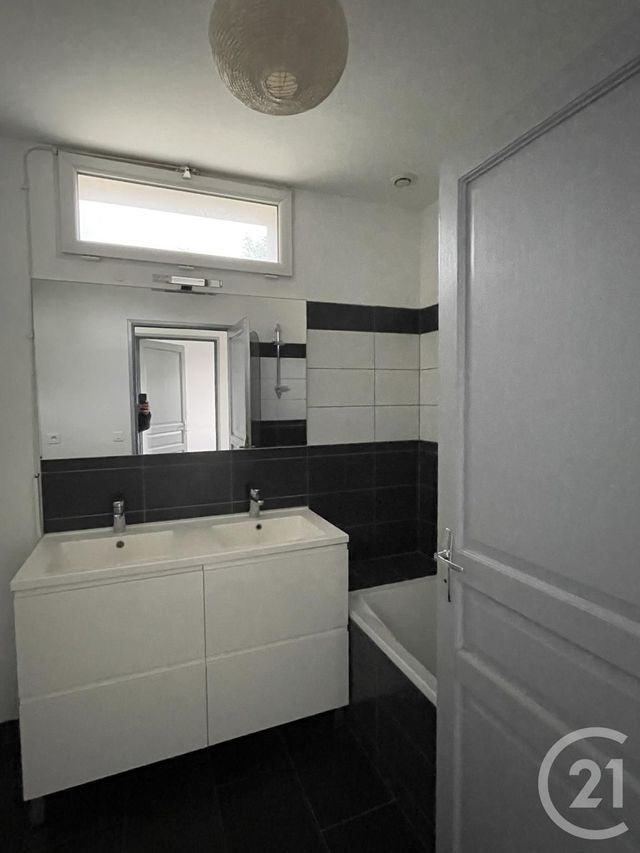 maison à louer - 4 pièces - 65.58 m2 - CHAMARANDE - 91 - ILE-DE-FRANCE - Century 21 Actua Conseils