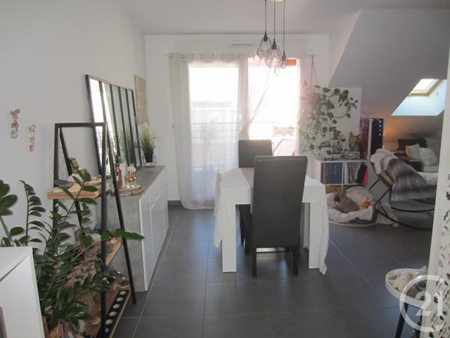 Appartement F2 à louer - 2 pièces - 42.21 m2 - ETRECHY - 91 - ILE-DE-FRANCE - Century 21 Actua Conseils