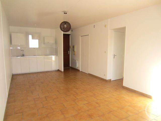 Appartement F2 à louer - 2 pièces - 45.86 m2 - ETRECHY - 91 - ILE-DE-FRANCE - Century 21 Actua Conseils