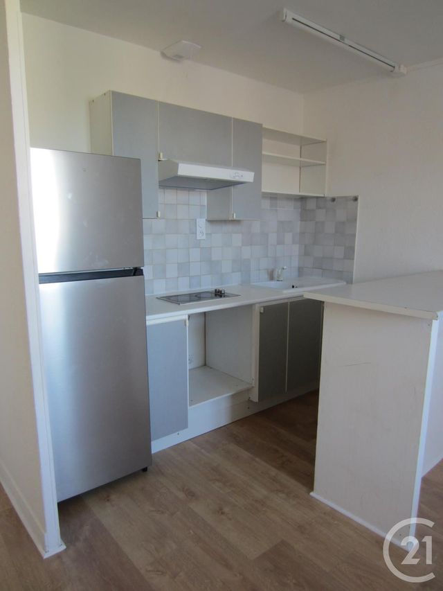 Appartement F2 à louer - 2 pièces - 31.0 m2 - ETRECHY - 91 - ILE-DE-FRANCE - Century 21 Actua Conseils