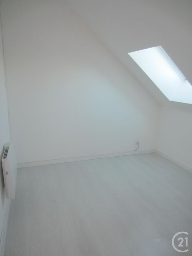 Appartement F2 à louer - 2 pièces - 37.98 m2 - ETRECHY - 91 - ILE-DE-FRANCE - Century 21 Actua Conseils