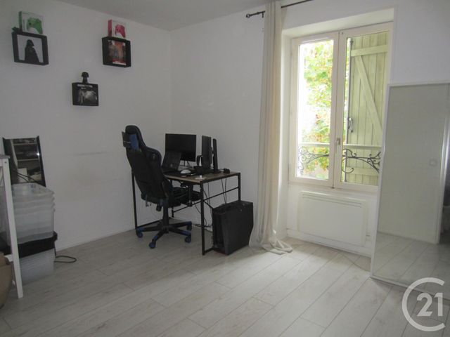 Appartement F3 à louer - 3 pièces - 54.0 m2 - ETRECHY - 91 - ILE-DE-FRANCE - Century 21 Actua Conseils