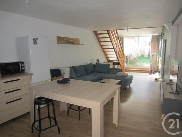 Appartement F2 à louer - 2 pièces - 50.25 m2 - CHAMARANDE - 91 - ILE-DE-FRANCE - Century 21 Actua Conseils
