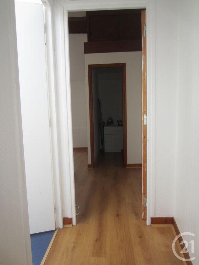 Appartement F2 à louer - 2 pièces - 50.25 m2 - CHAMARANDE - 91 - ILE-DE-FRANCE - Century 21 Actua Conseils