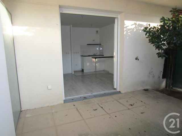 Appartement Studio à louer - 1 pièce - 23.0 m2 - ETRECHY - 91 - ILE-DE-FRANCE - Century 21 Actua Conseils